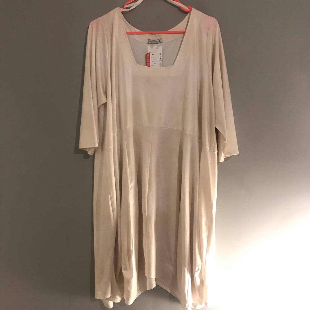 NWT off white dress